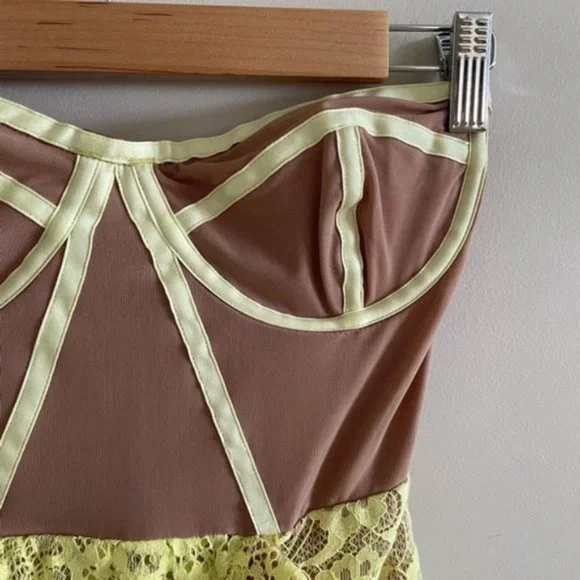 NWT For Love & Lemons Tati Lace Dress with Contrast Exposed Bodice Size XS - Picture 14 of 15